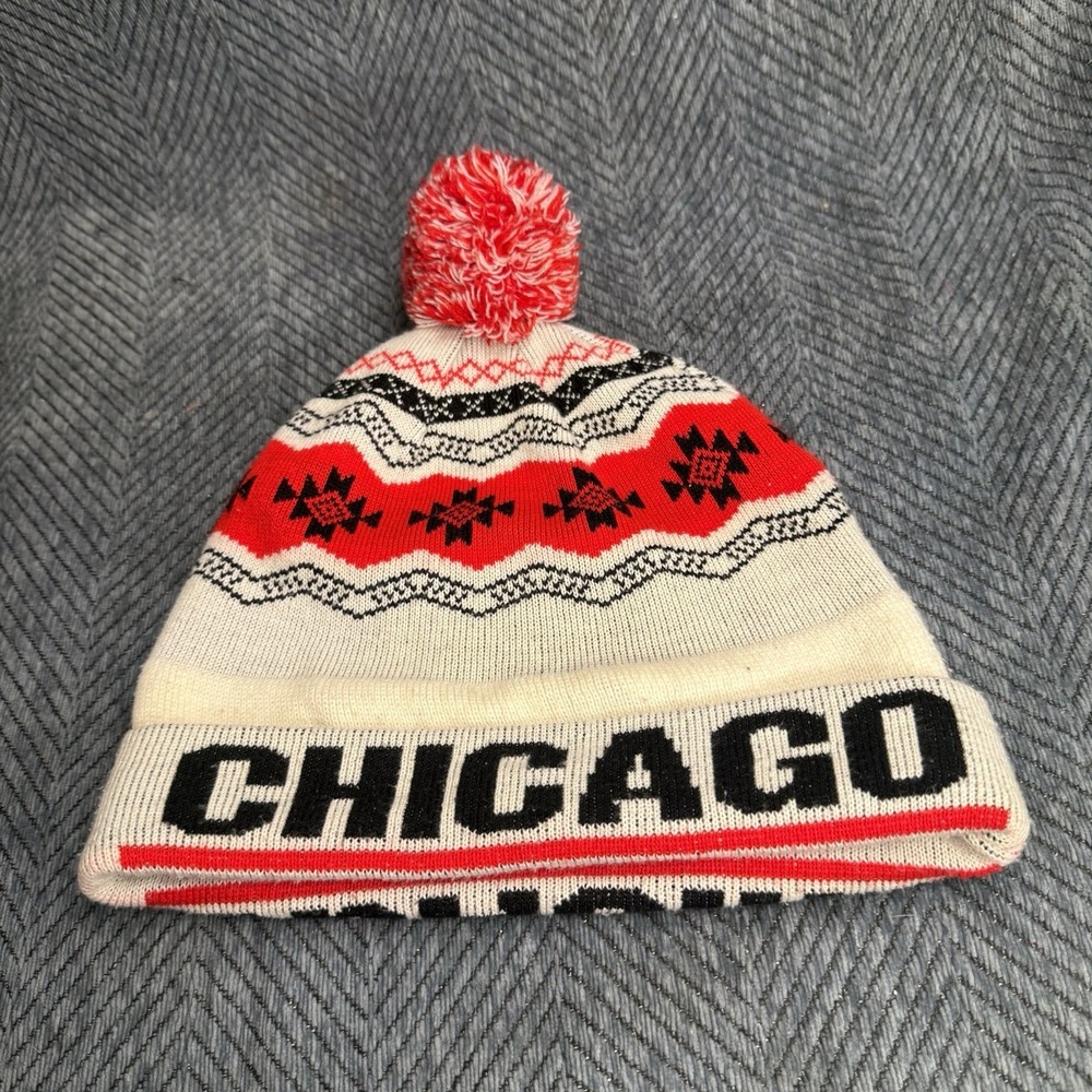 Chicago Bears Beanie With Pom New Era Knit OSFM Retro Colorway Red Winter Cap